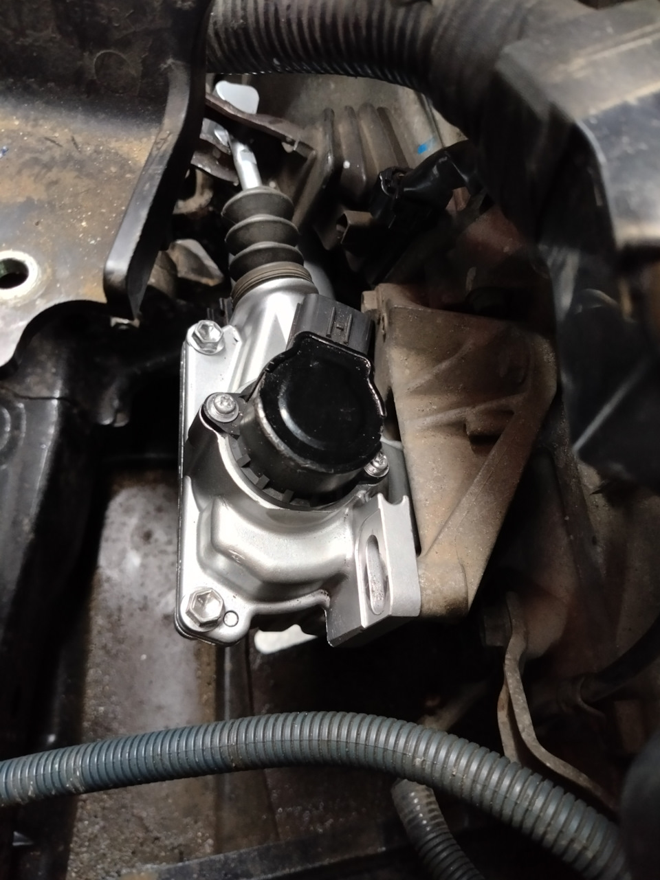Фото в бортжурнале Toyota Corolla (140/150)