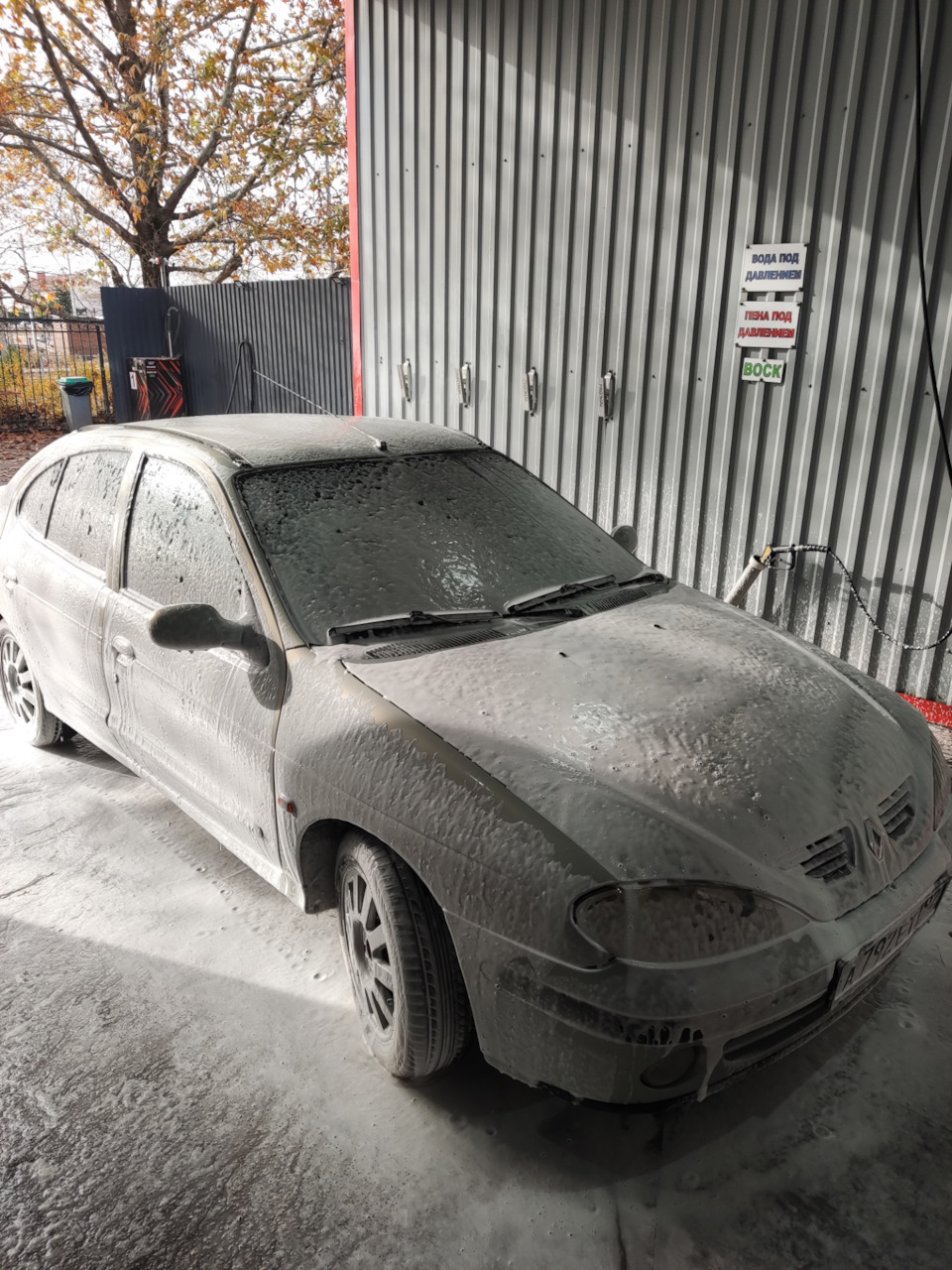 Фото в бортжурнале Renault Megane I