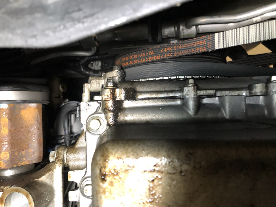 Фото в бортжурнале Ford Mondeo V