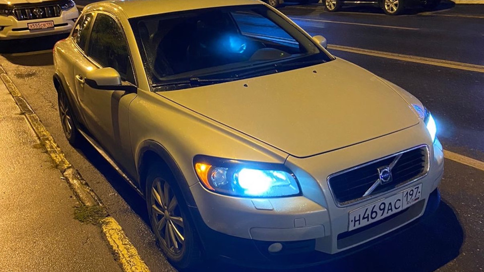 Volvo C30 ОБЛАЧКО