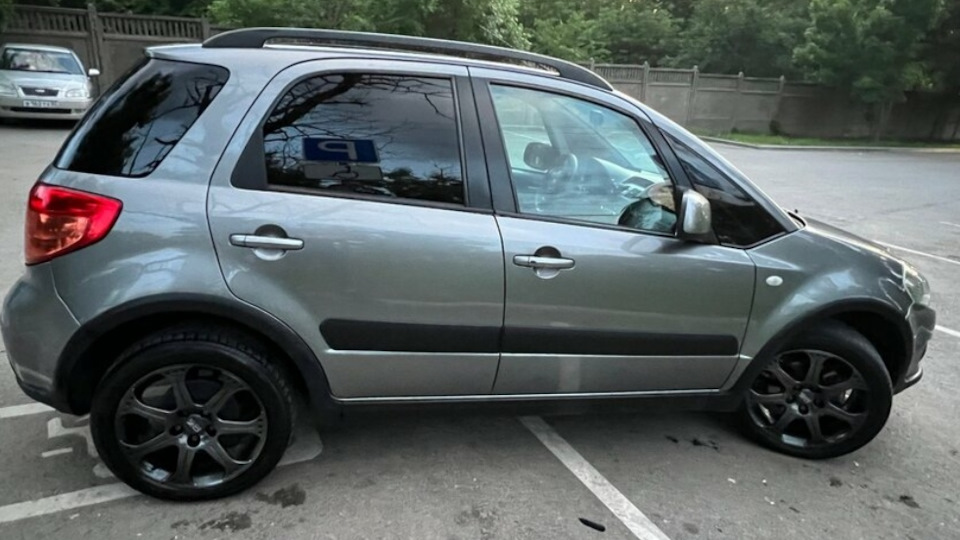Suzuki SX4 @GreyZubilo@