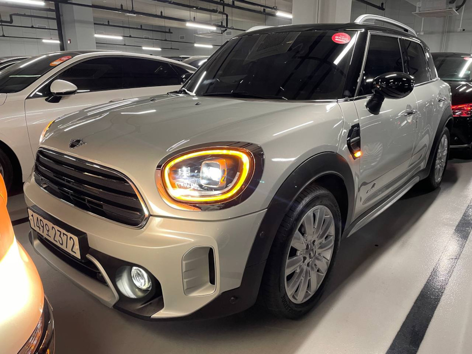 White Silver — MINI Countryman (2G)
