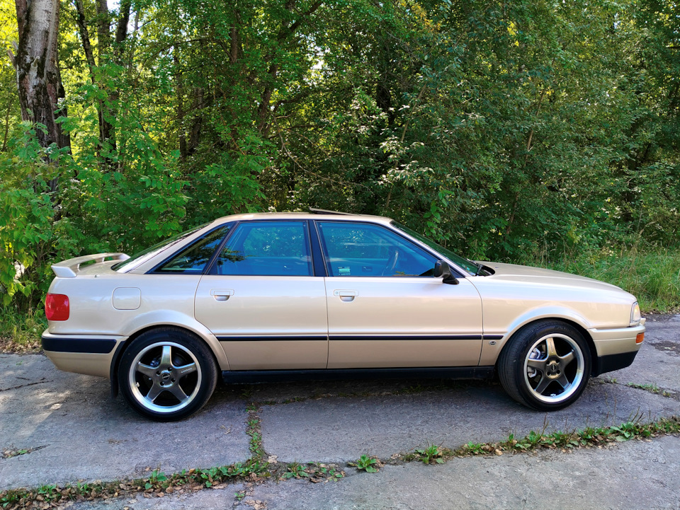 Фото в бортжурнале Audi 80 (B4)