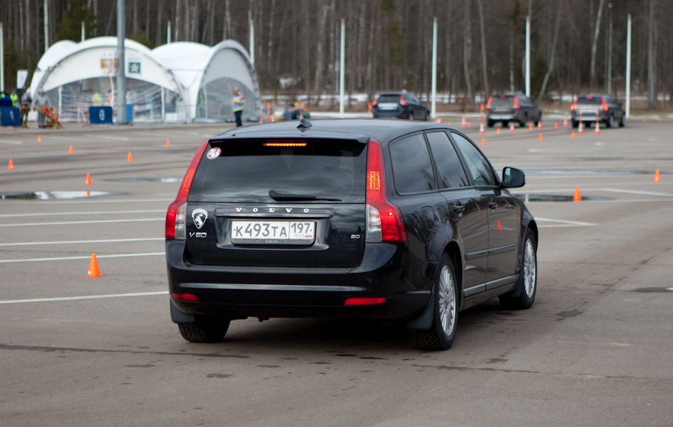 Фото позаимствовано с форума ClubVolvo.ru — Volvo V50