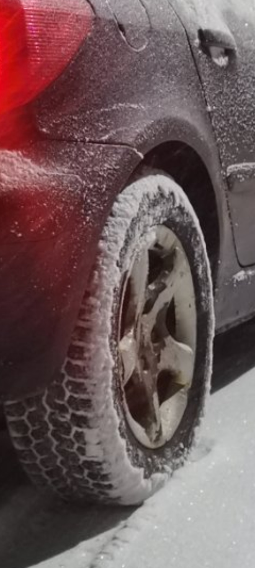 Вот такие 15 стояли. Побитые жизнью… — Peugeot 307