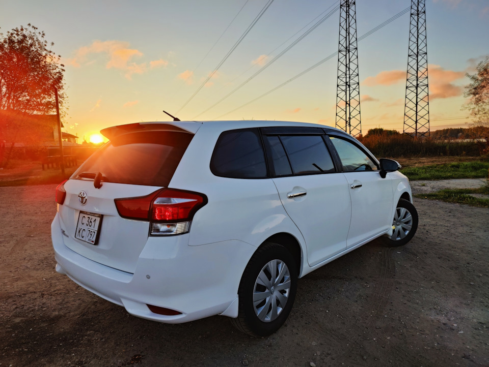 Фото в бортжурнале Toyota Corolla Fielder (E160)