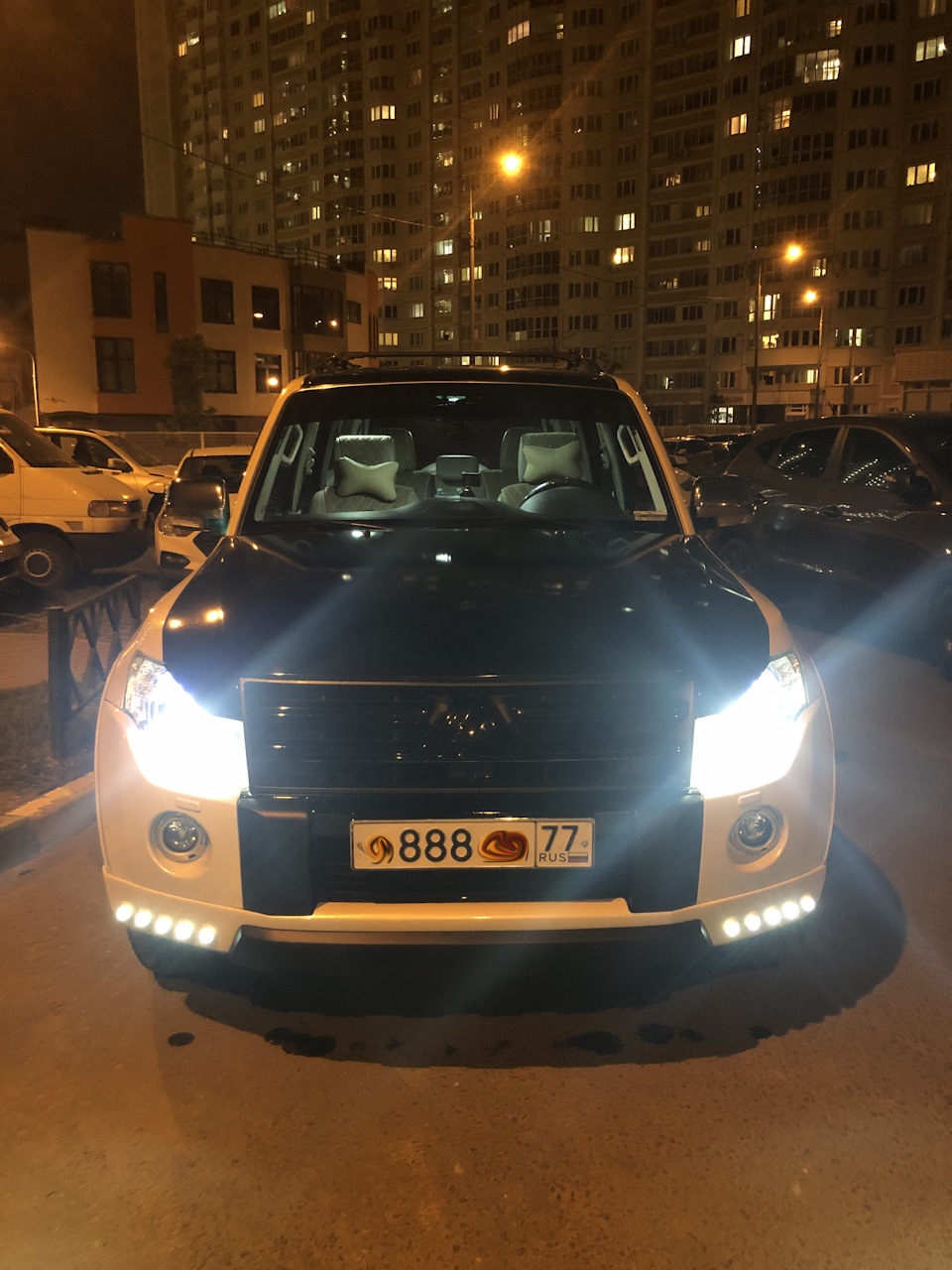 Фото в бортжурнале Mitsubishi Pajero (4G)