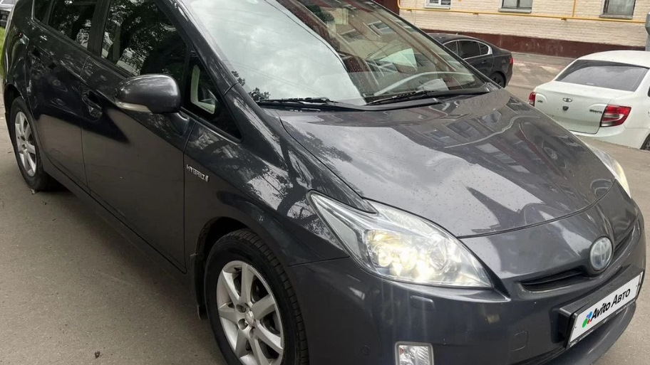 Toyota Prius Серый Принzz