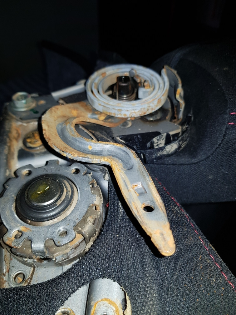 Фото в бортжурнале Toyota Prius (30)