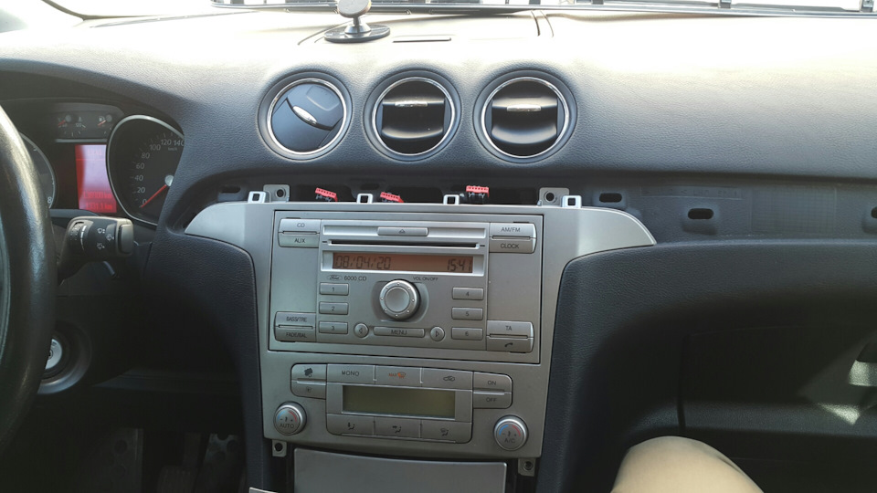 Фото в бортжурнале Ford S-Max (1G)