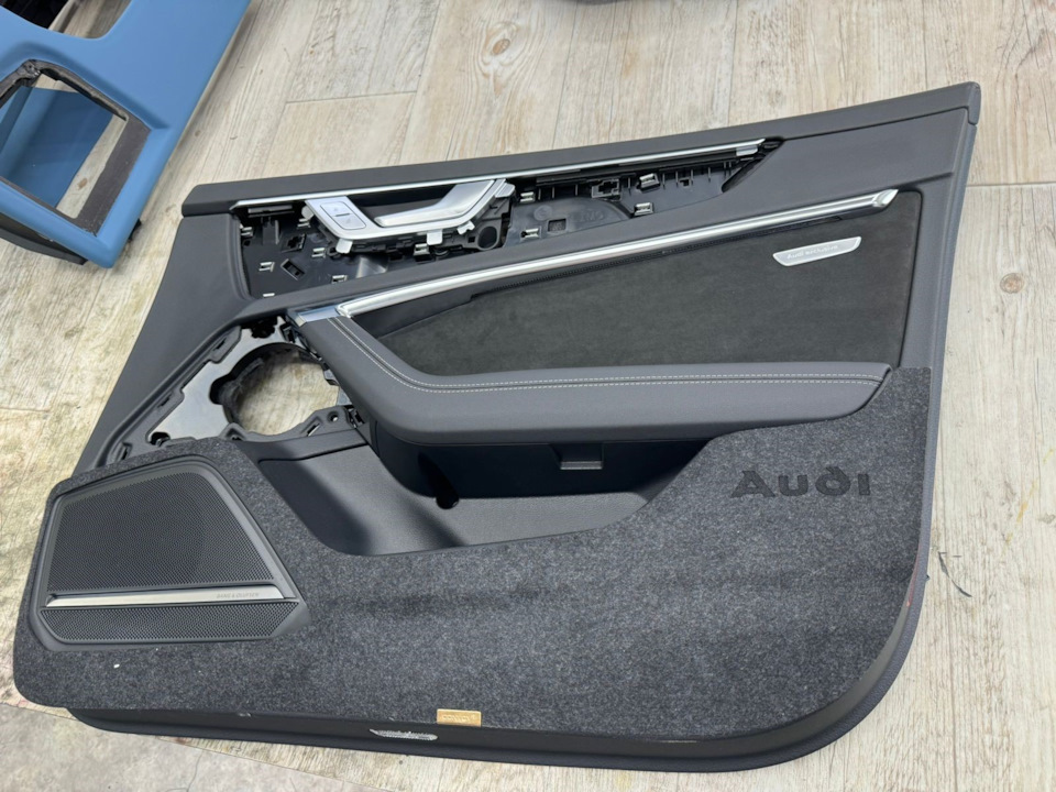 Фото в бортжурнале Audi A6 (C8)