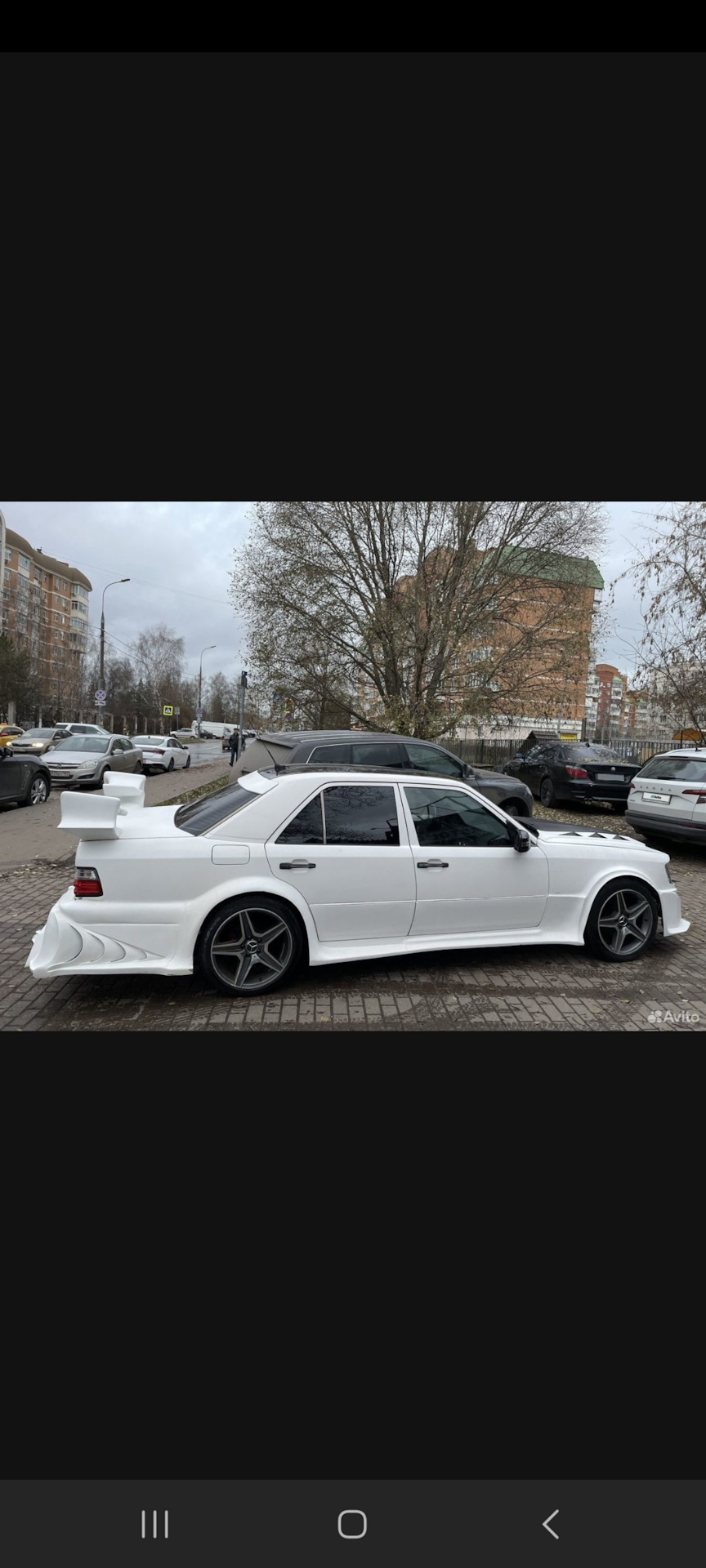 . — Mercedes-Benz E-Class (W124)