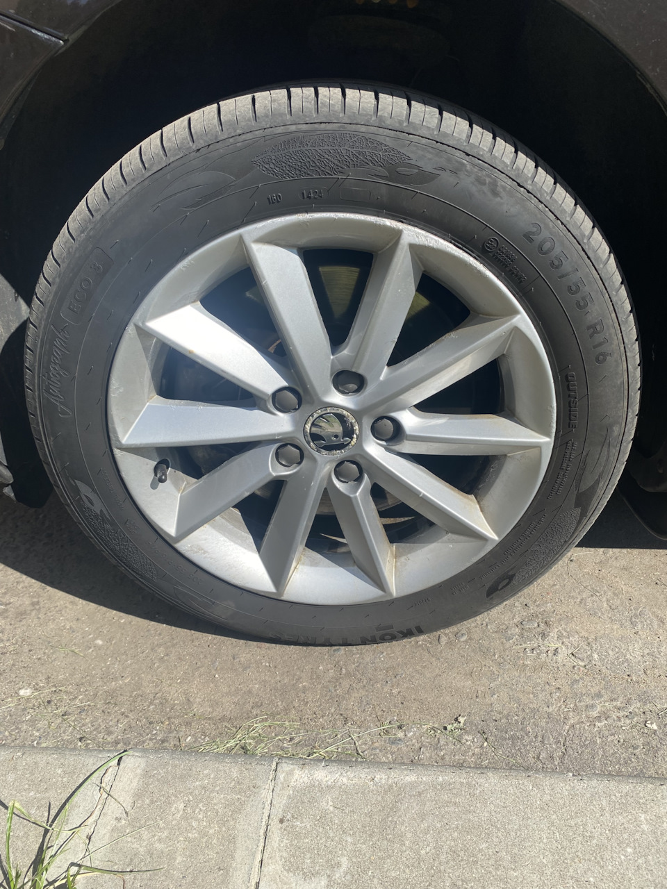 Фото в бортжурнале Skoda Superb Combi (Mk2). Запчасти на фото: 205135