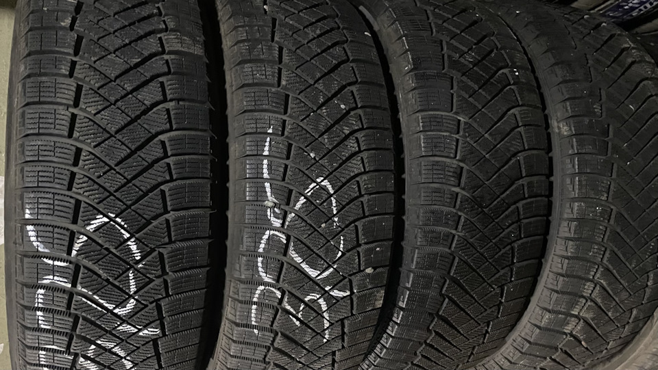 Фото в бортжурнале Audi A6 (C8)