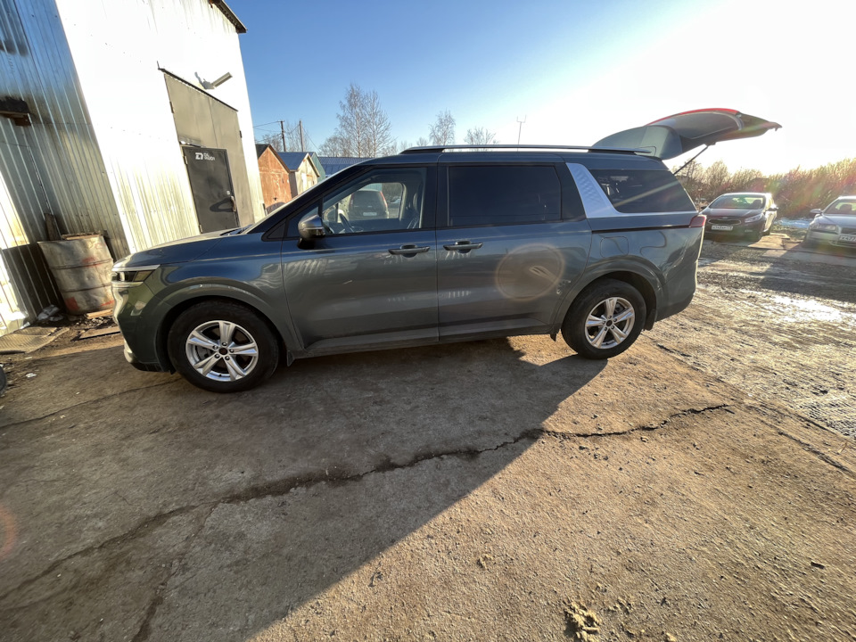 Фото в бортжурнале KIA Carnival (4G)