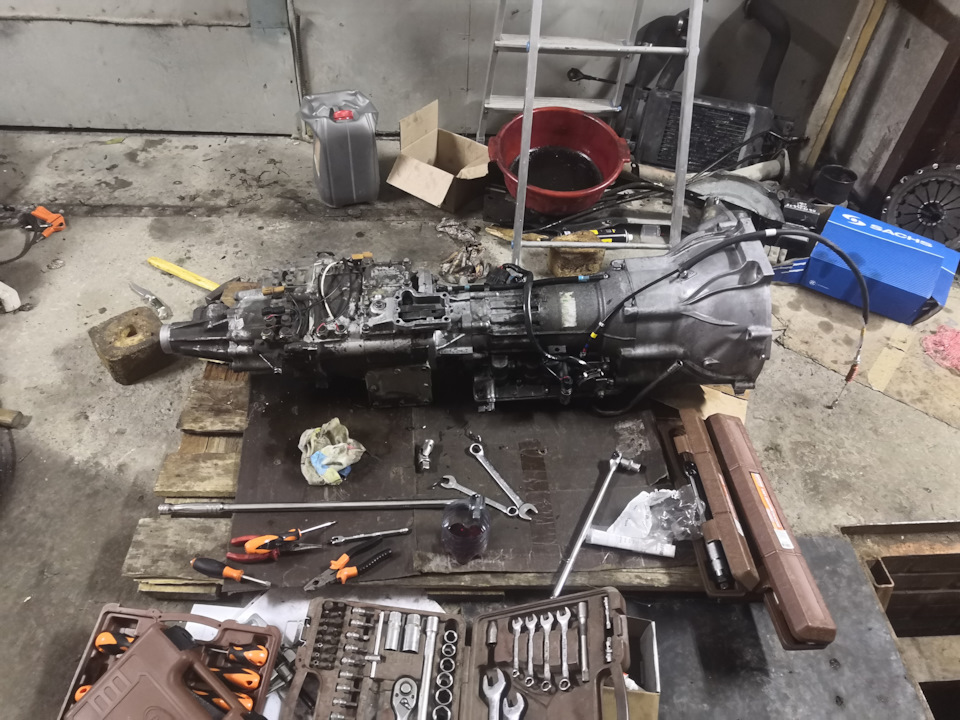Фото в бортжурнале Mitsubishi Pajero (2G)