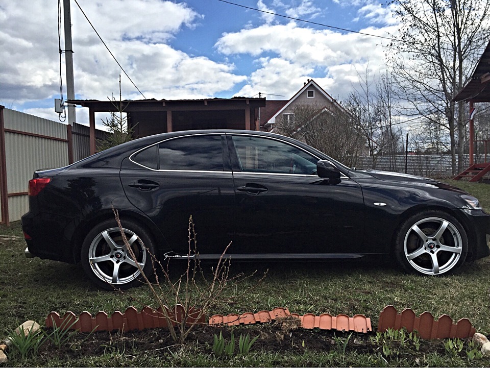Фото в бортжурнале Lexus IS II