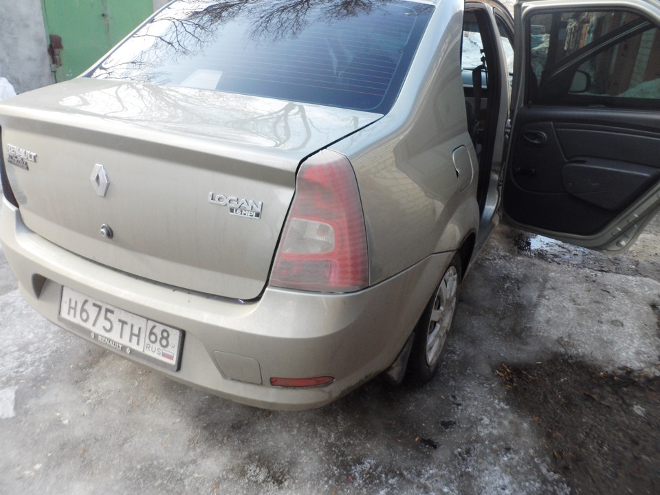 бежевые — Renault Logan (1G)