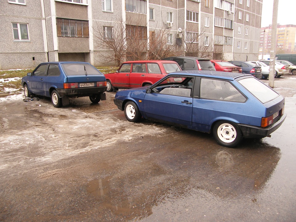разные поколения… — Lada 21083