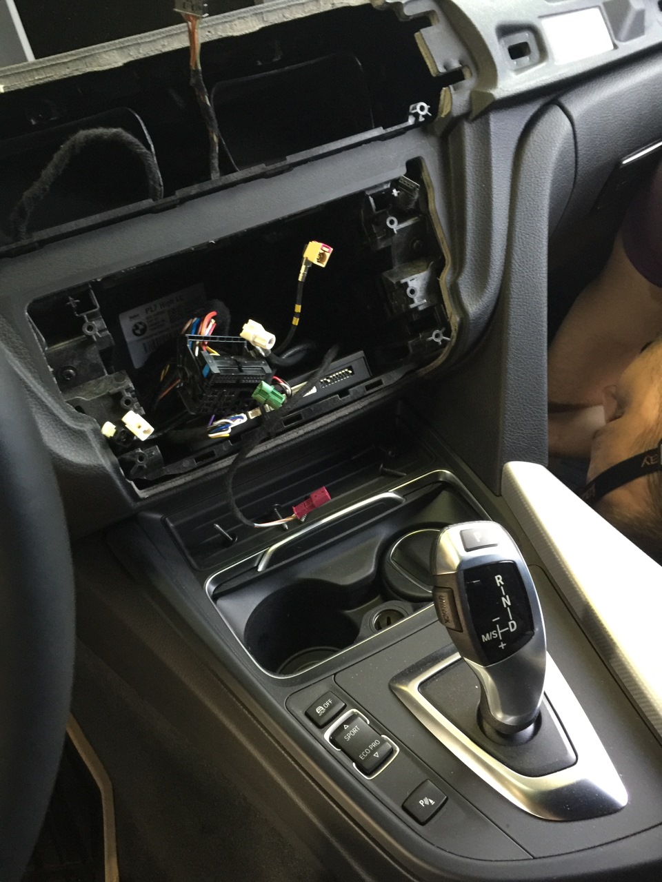 Демонтаж передней панели и головы — BMW 3 series (F30)