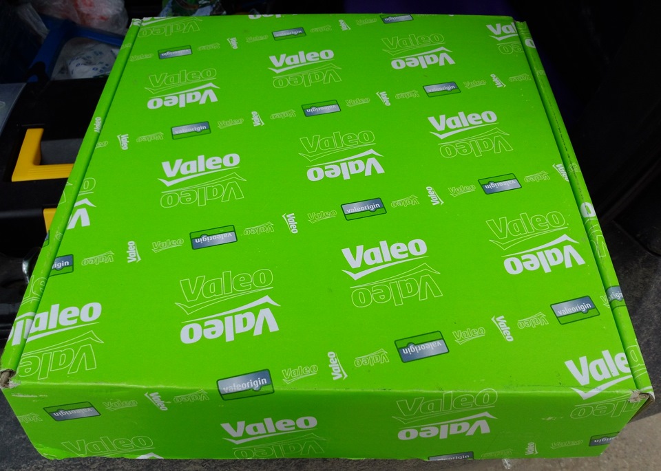 Сцепление Valeo. код для заказа 826 742 — Hyundai Getz. Запчасти на фото: 826742