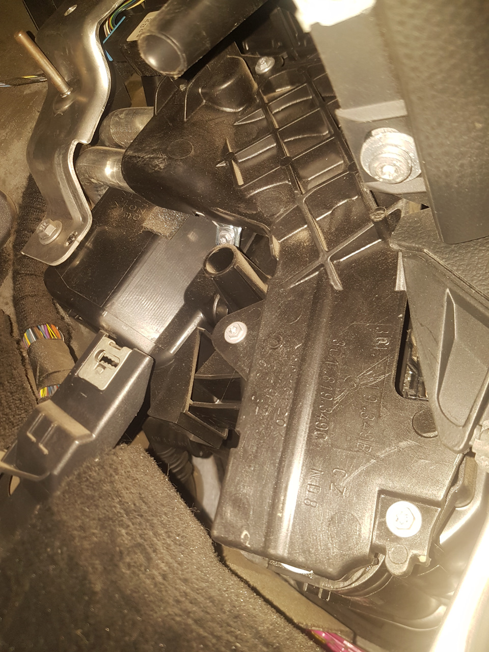 Фото в бортжурнале Volkswagen Passat Variant (B6)