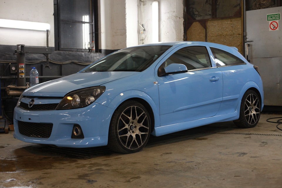 Фото в бортжурнале Opel Astra H OPC