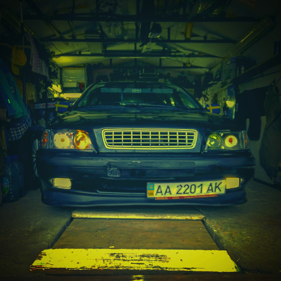 Фото в бортжурнале Volvo V40 (1G)