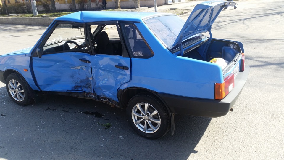 Фото в бортжурнале Lada 21099