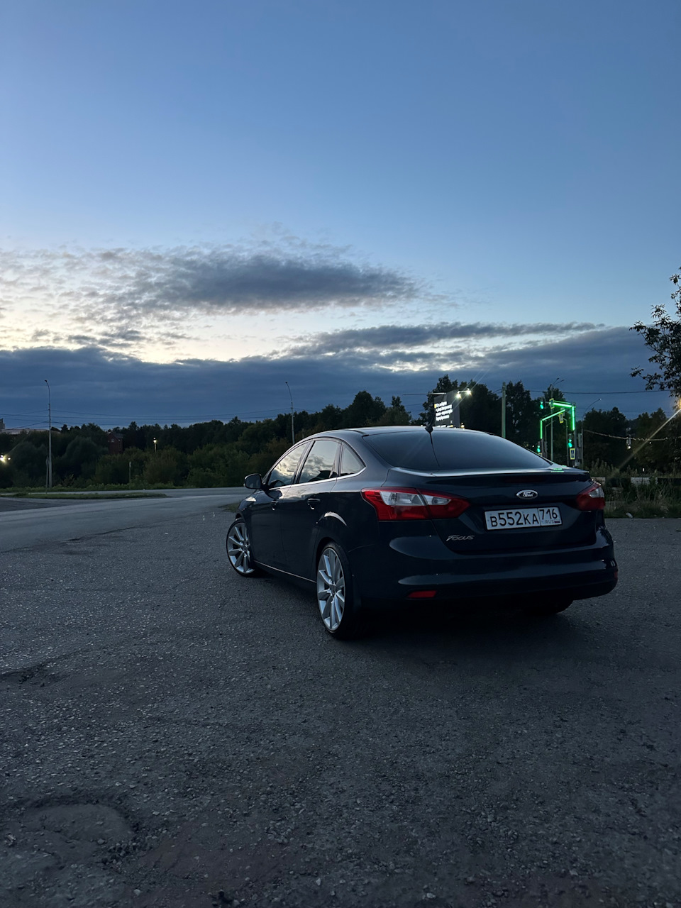 Чистый, блестящий, двигаемся дальше… — Ford Focus Sedan III