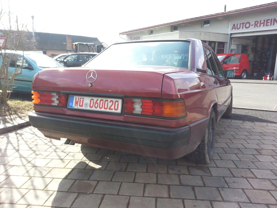 Фото в бортжурнале Mercedes-Benz 190 (W201)