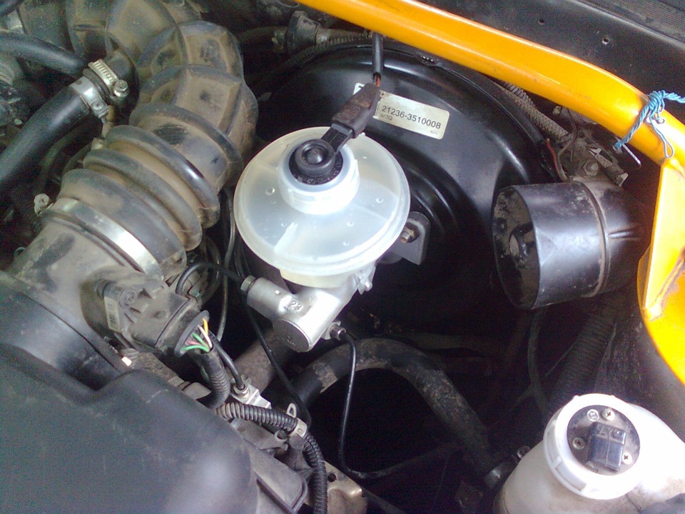 Photo from the logbook Lada 2114. Found on photo: 212363510008
