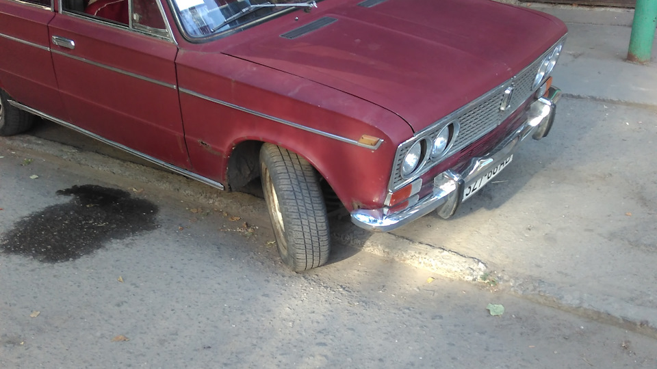 Lada 2103 Вишня)