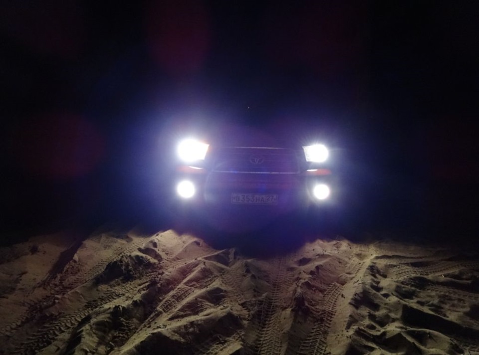 Фото в бортжурнале Toyota Tundra (II)