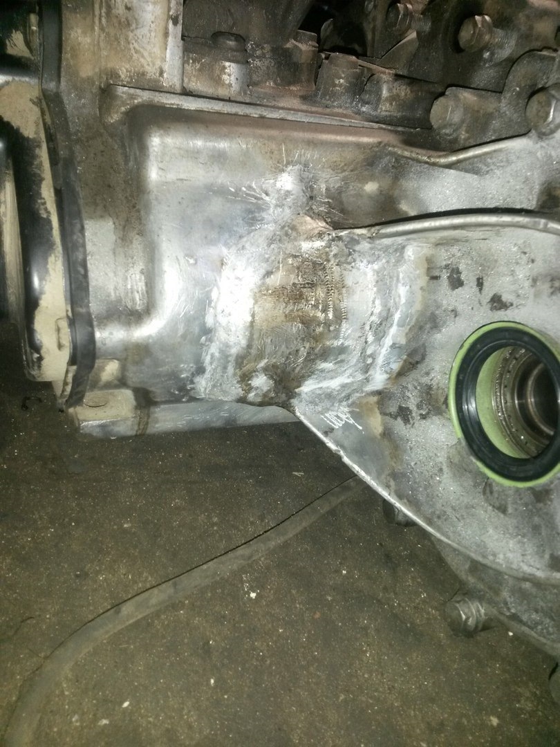 Фото в бортжурнале Volkswagen Passat B4
