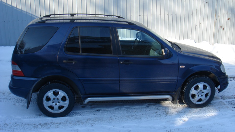Mercedes-Benz M-Class 4.3L V8 *Злой Сундук*