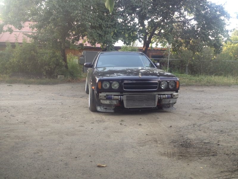 Фото в бортжурнале Nissan Gloria (9G)