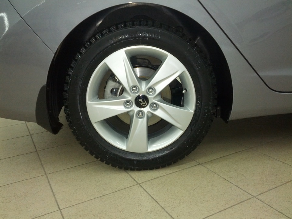 Фото в бортжурнале Hyundai Elantra (5G)