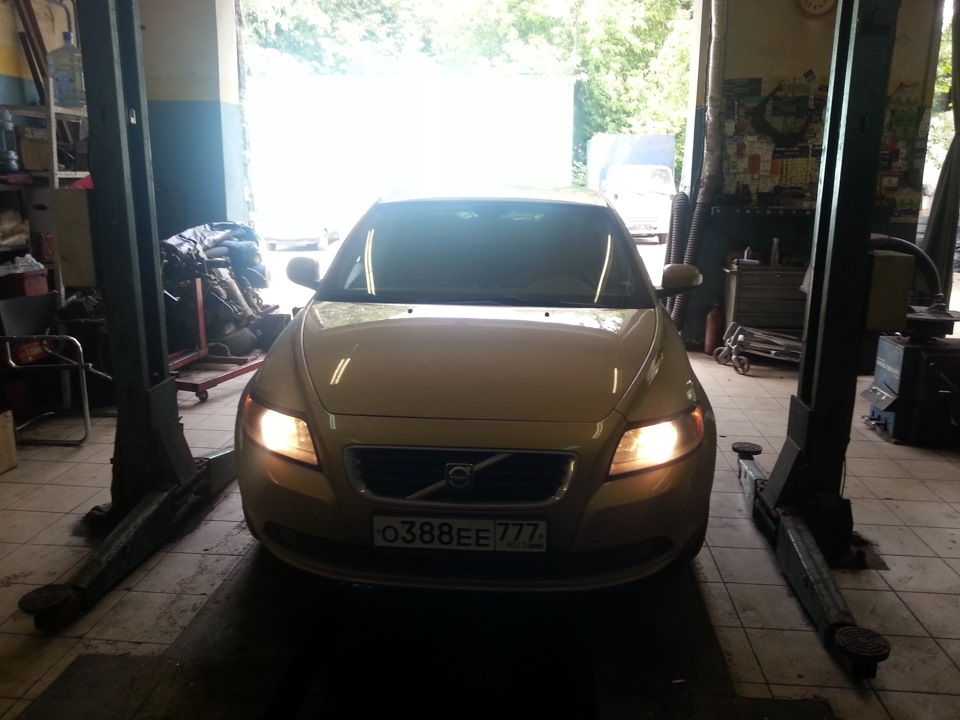 Фото в бортжурнале Volvo S40 (2G)