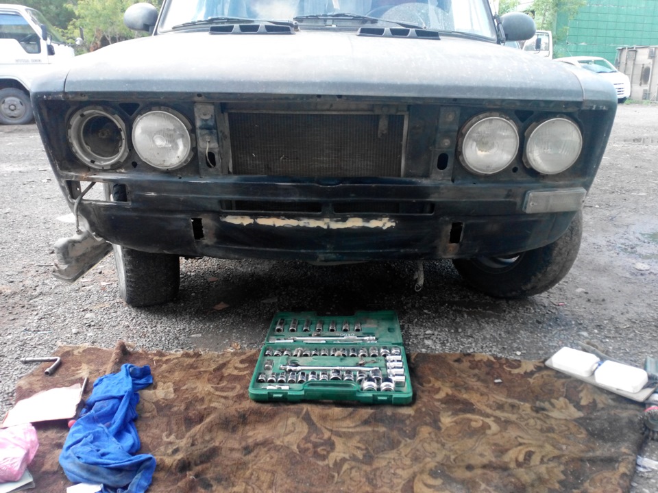 фары тоже снял — Lada 21061
