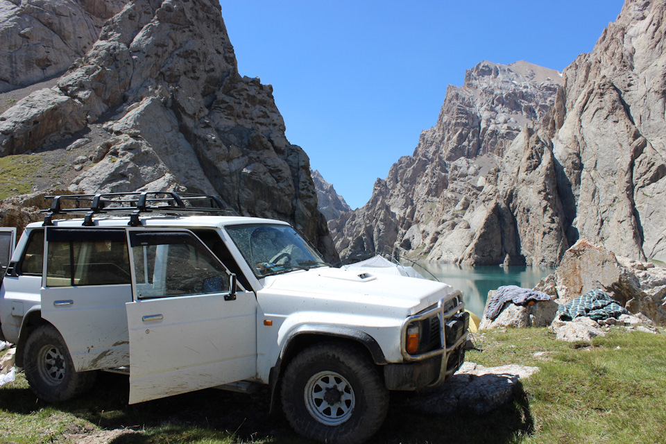Photo from the logbook Nissan Patrol GR I (Y60)