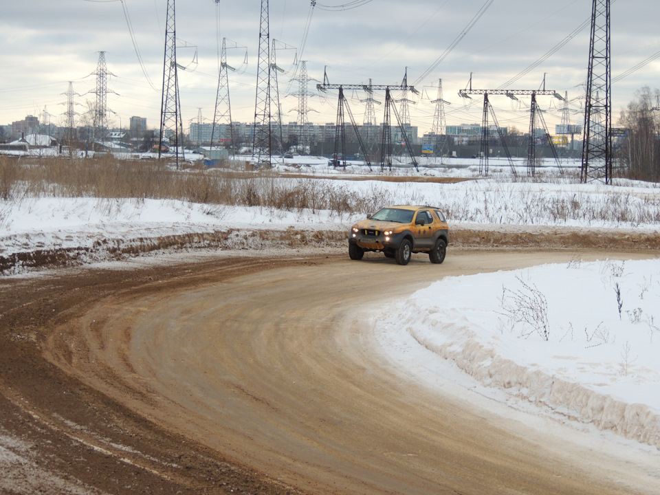 Фото в бортжурнале Isuzu VehiCross