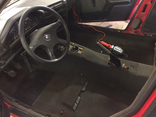 Фото в бортжурнале BMW 3 series (E30)