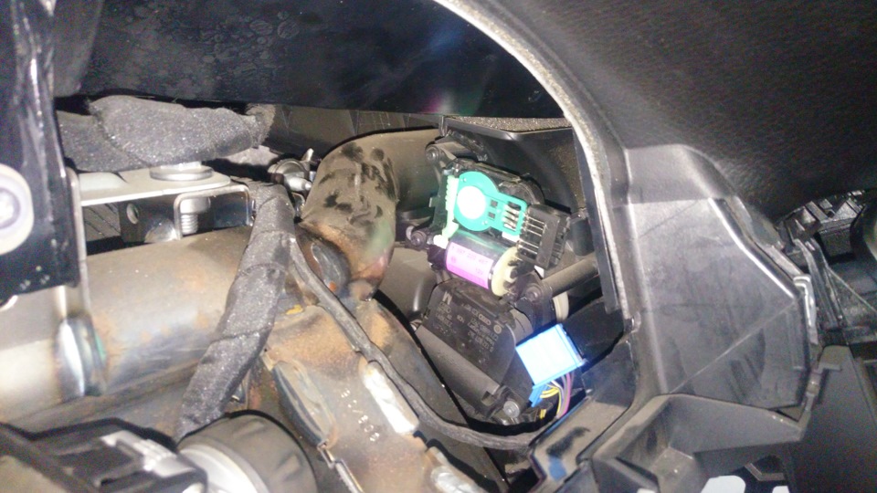 Фото в бортжурнале Volkswagen Passat Variant (B6)