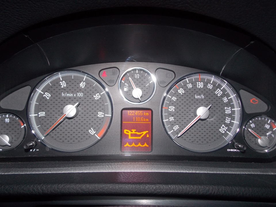 Photo from the logbook Peugeot 407 Coupe