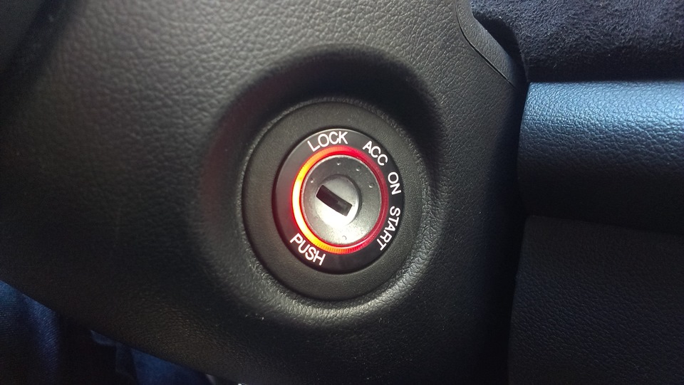 днем — KIA Cerato (2G)