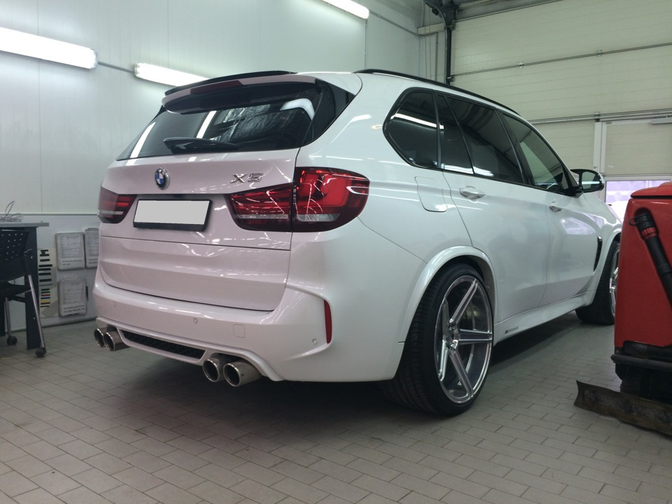 Фото в бортжурнале BMW X5 (F15)