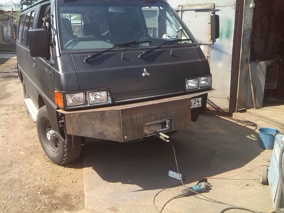 Фото в бортжурнале Mitsubishi Delica (P35W)