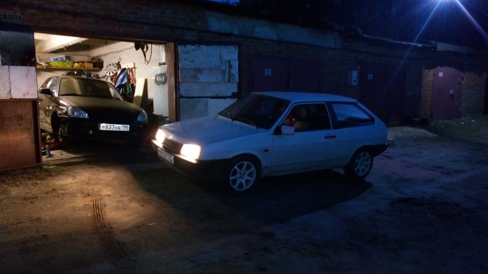 Помощь прибыла — Lada Приора седан