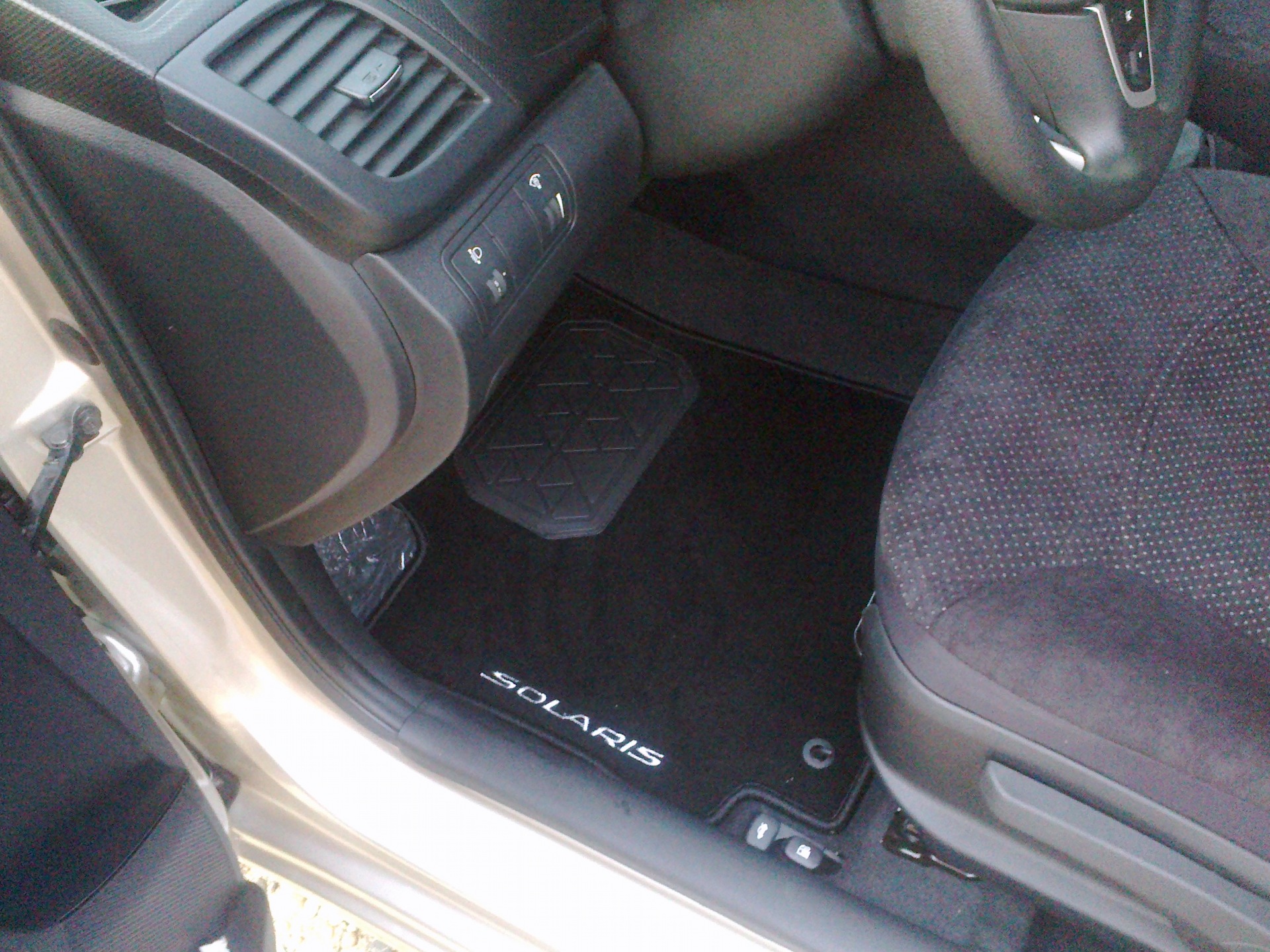Фото в бортжурнале Hyundai Solaris (1G)